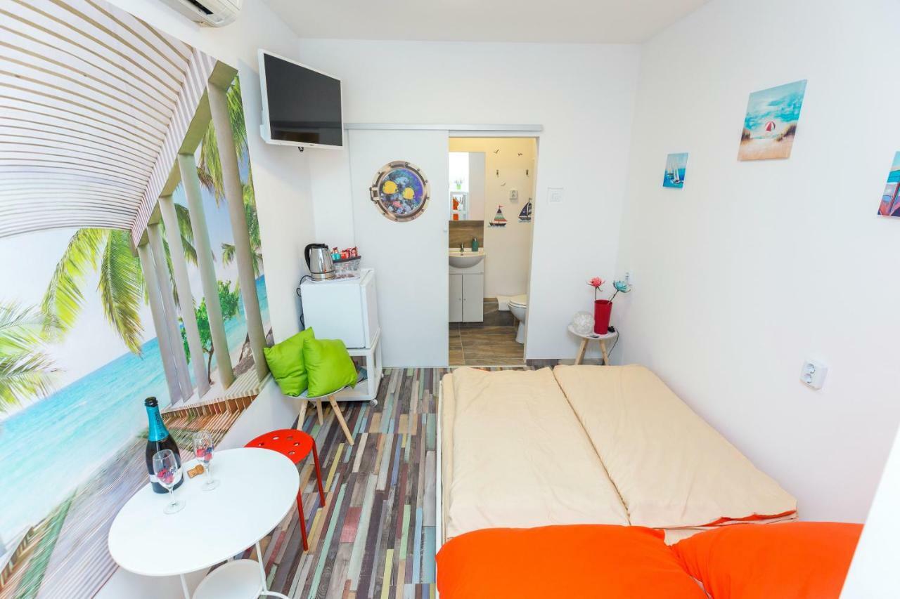 Center Rooms With Terrace Rijeka Exterior photo